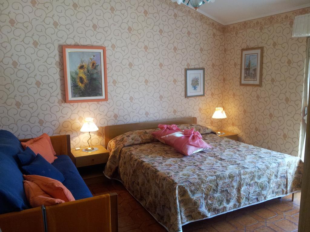 Meuble Al Ponte Hotel Grado Room photo