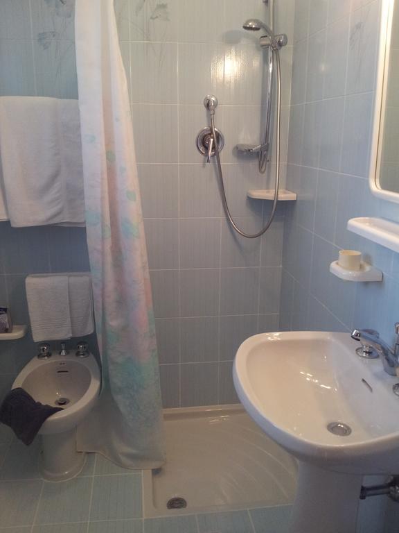 Meuble Al Ponte Hotel Grado Room photo